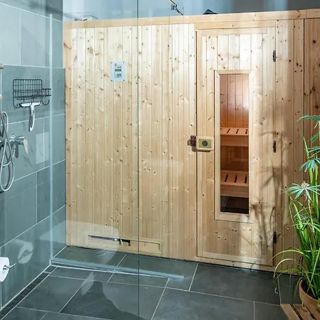 Jazz Art's Penthouse Lägenhet Olpenitz