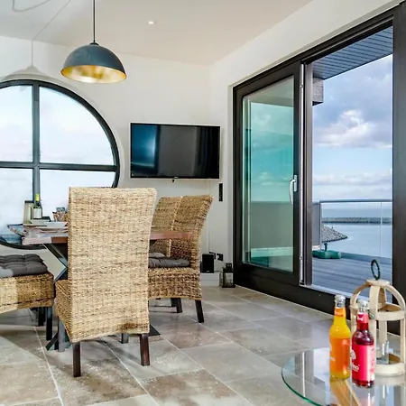 Jazz Art's Penthouse